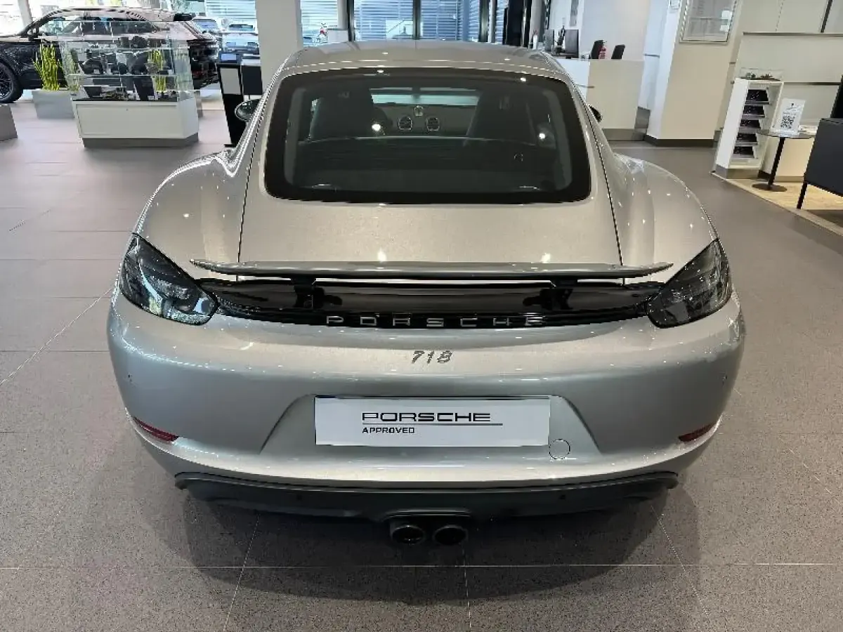 Usado Porsche 718 Cayman 300 CV (220 kW) 2025 Gris/plata Coupe