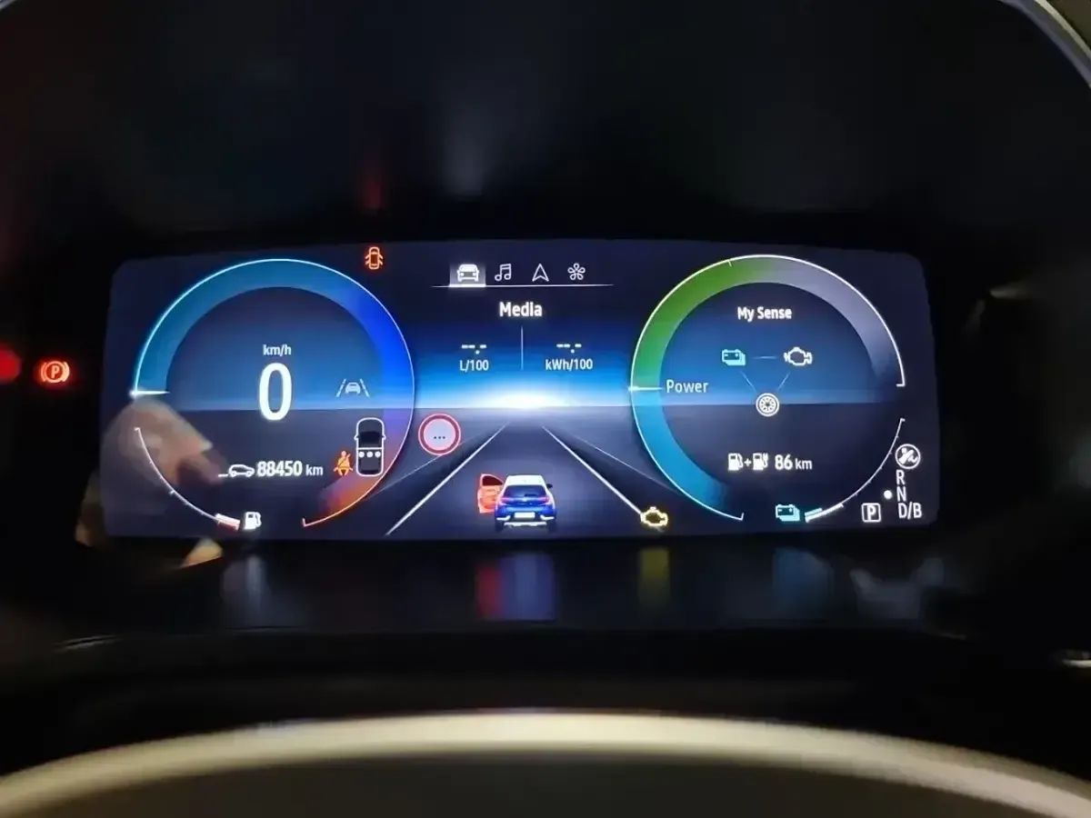 Usado Renault Captur Zen 160 CV (117 kW) 2022 Azul SUV