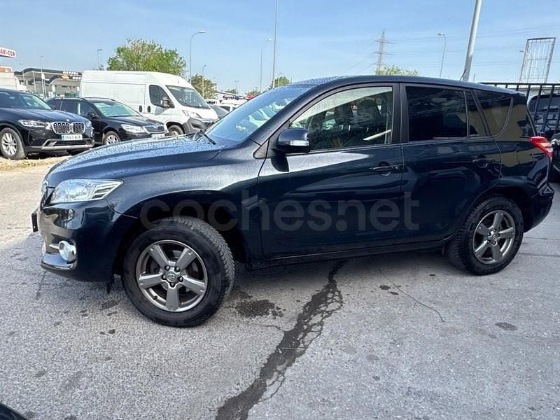 Usado Toyota RAV4 150 CV (110 kW) 2012 Negro SUV
