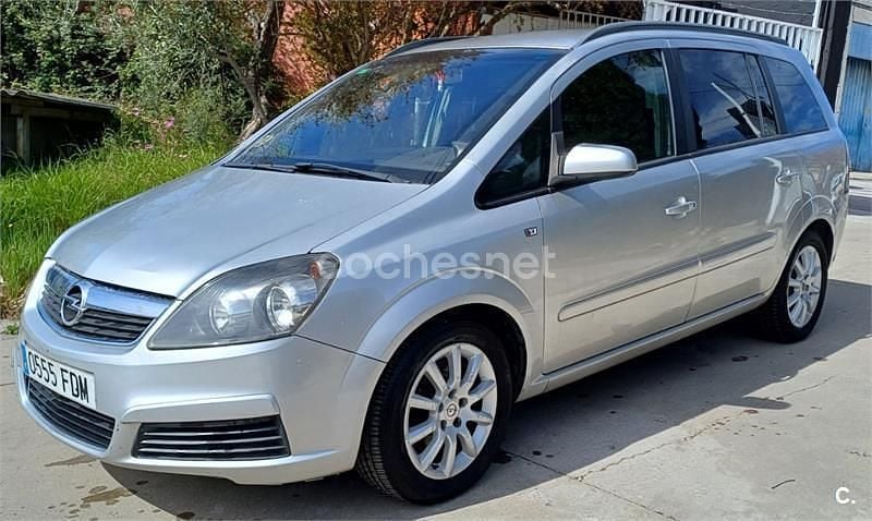 Usado Opel Zafira Cosmo 120 CV (88 kW) 2007 Gris / plata Monovolumen