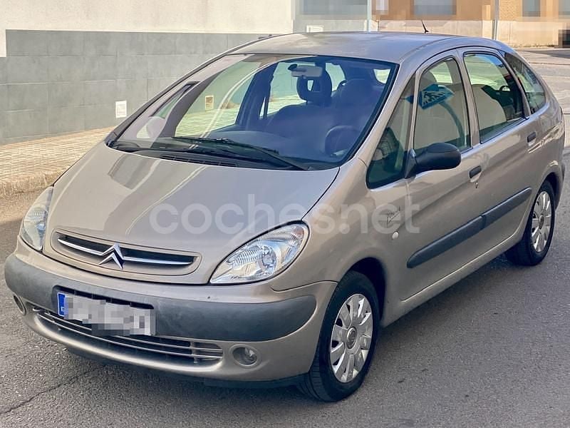 Beige Usado 2003 Citroën Xsara Picasso Monovolumen | 1900 € (Precio justo) - Imagen 1/4