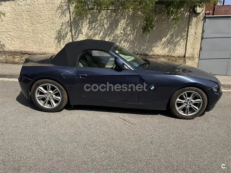 Usado BMW Z4 170 CV (125 kW) 2005 Gris / plata Descapotable