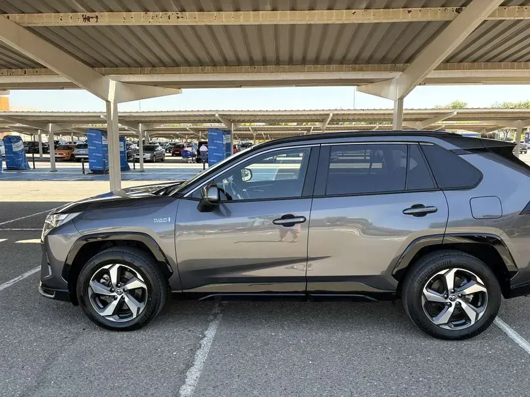 Usado Toyota RAV4 Hybrid Advance 306 CV (225 kW) 2022 Gris SUV