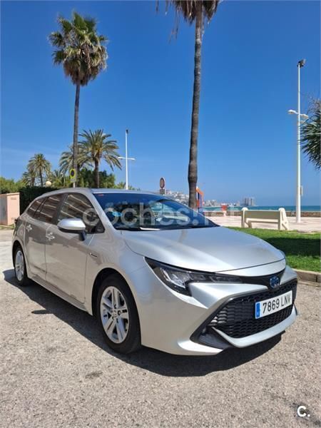 Usado Toyota Corolla Active 122 CV (89 kW) 2021 Gris / plata Familiar