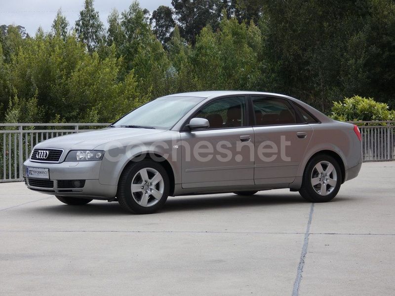 Beige Usado 2005 Audi A4 Berlina | 4900 € (Buen precio) - Imagen 1/4