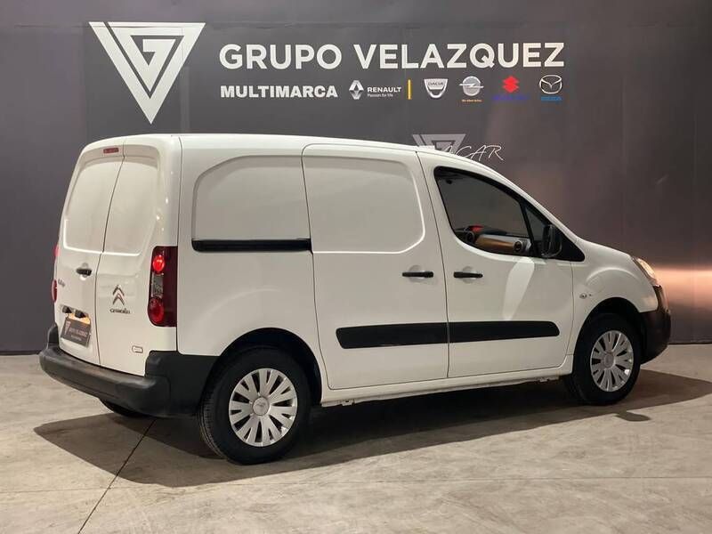 Usado Citroën Berlingo 49 kW (67 CV) 2018 Blanco Monovolumen