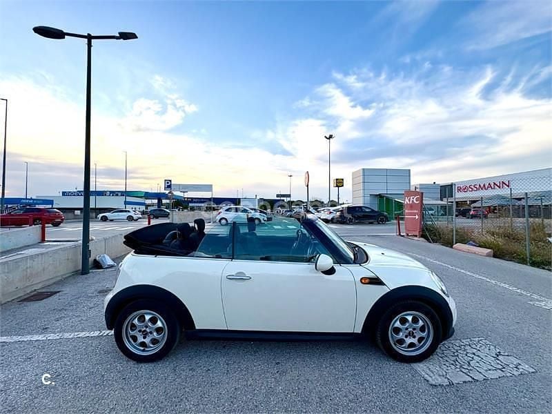 Beige Usado 2012 Mini Cooper D Cabriolet Descapotable | 7500 € - Imagen 1/4