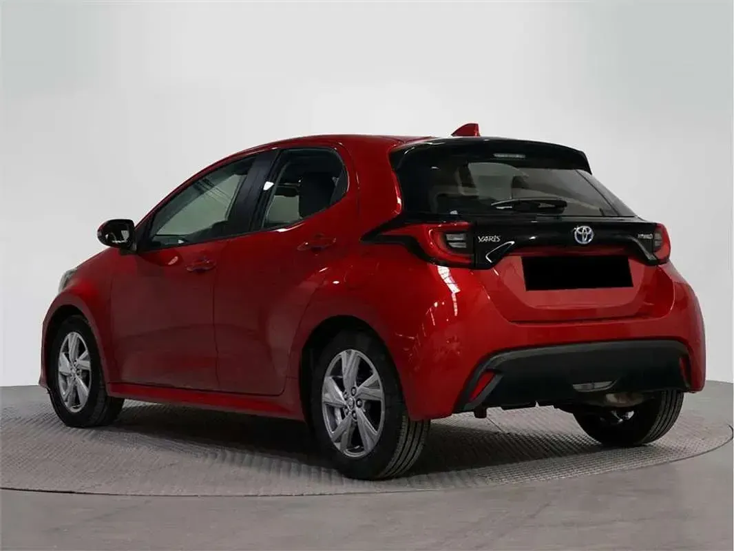 Usado Toyota Yaris Active 116 CV (85 kW) 2024 Utilitario