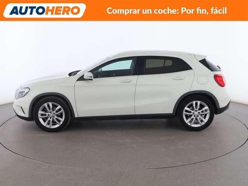 Usado Mercedes GLA220 Urban 177 CV (130 kW) 2014 Blanco SUV