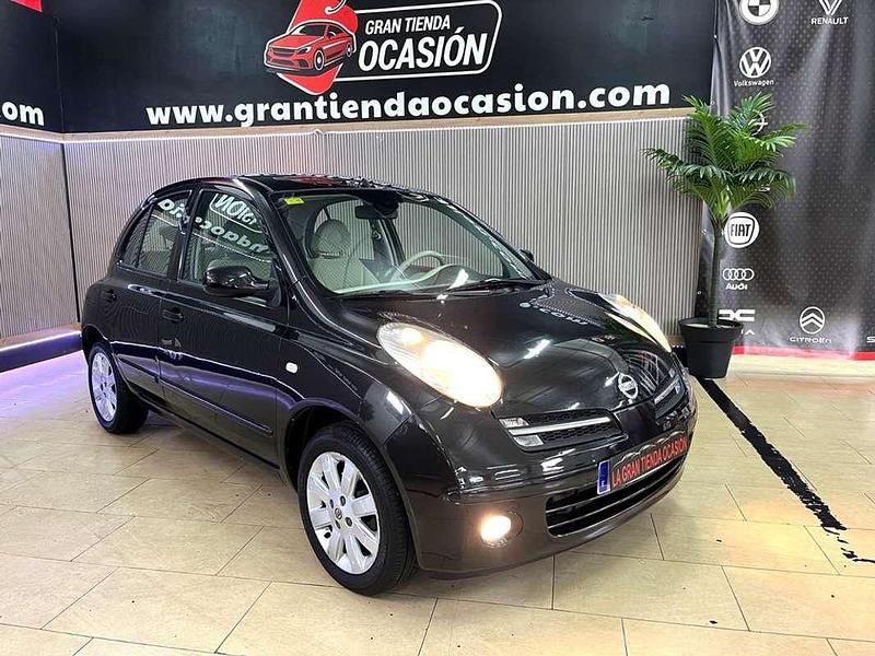 Usado Nissan Micra Acenta 86 CV (63 kW) 2006 Negro Utilitario