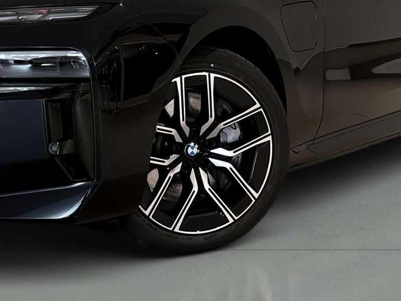 Nuevo BMW 750e 489 CV (359 kW) 2025 Negro Berlina