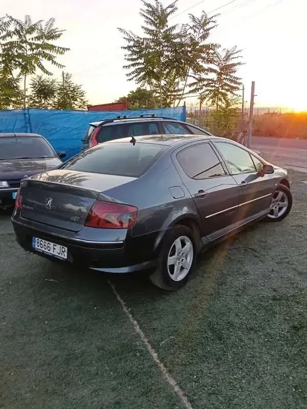 Usado Peugeot 407 Sport 136 CV (100 kW) 2006 Gris Berlina