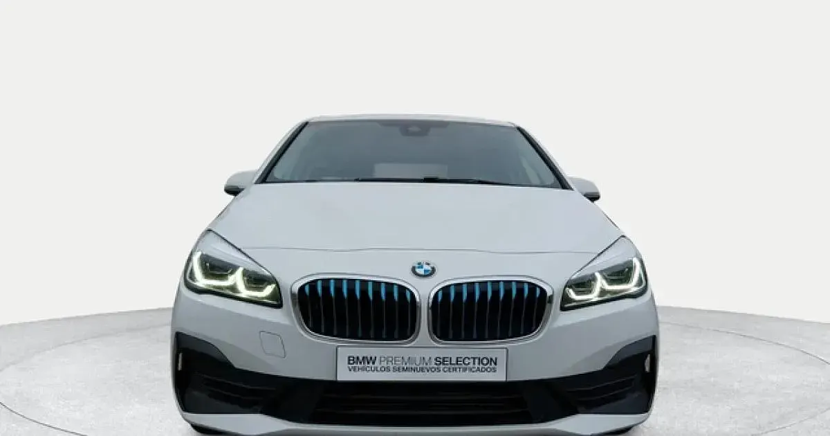 Usado BMW 225 Active Tourer iPerformance 224 CV (164 kW) 2019 Monovolumen