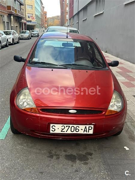Usado Ford Ka 60 CV (44 kW) 1999 Rojo Berlina