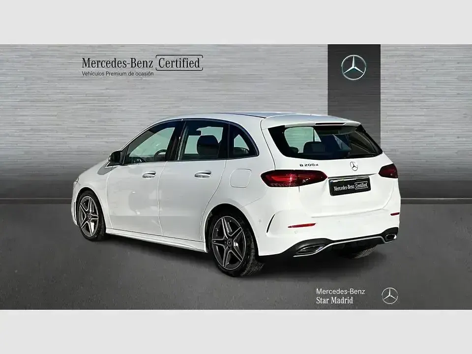 Usado Mercedes B200 AMG line 150 CV (110 kW) 2024 Blanco Utilitario