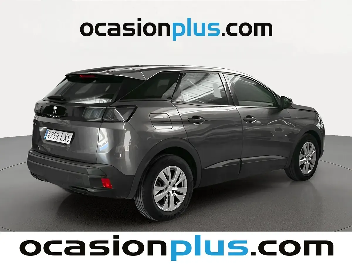 Usado Peugeot 3008 Active 130 CV (95 kW) 2022 Gris SUV