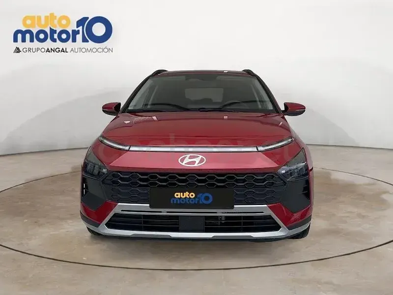 Usado Hyundai Bayon 100 CV (73 kW) 2024 Rojo SUV