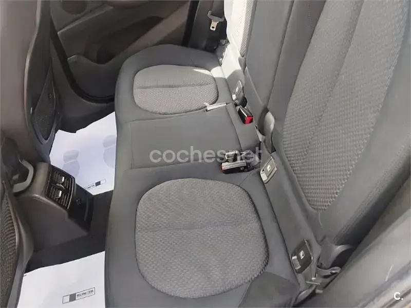 Usado BMW X1 150 CV (110 kW) 2018 Gris / plata SUV