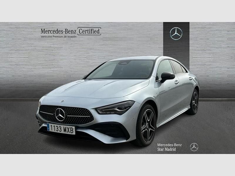 Gris Usado 2024 Mercedes CLA250e Berlina | 40.990 € (Precio justo) - Imagen 1/4