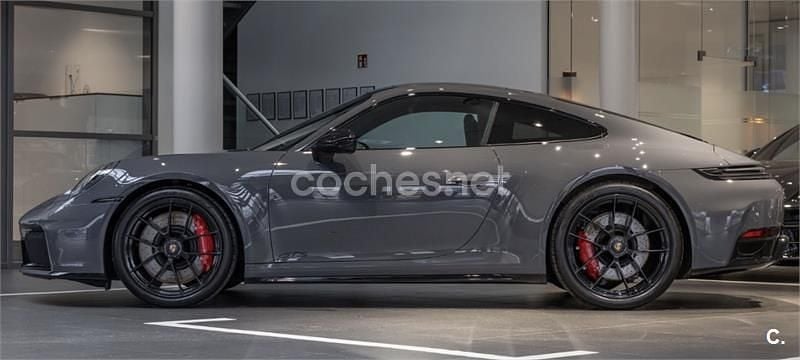 Nuevo Porsche 911 Carrera GTS 480 CV (353 kW) 2025 Gris / plata Coupe