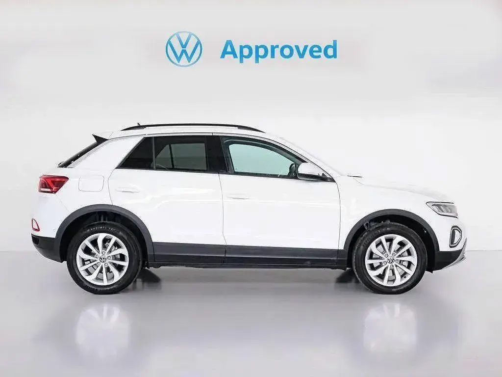 Usado VW T-Roc Life 110 CV (80 kW) 2022 Blanco SUV