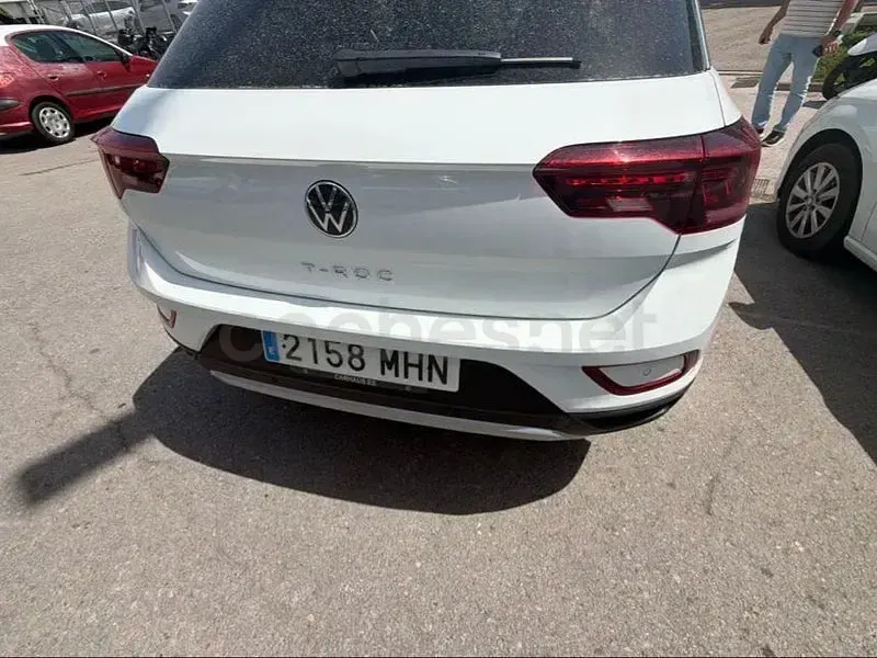 Usado VW T-Roc Life 110 CV (80 kW) 2023 Blanco SUV