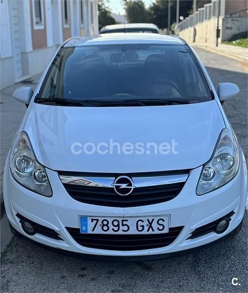 Blanco Usado 2010 Opel Corsa Berlina | 4950 € (Precio justo) - Imagen 1/4