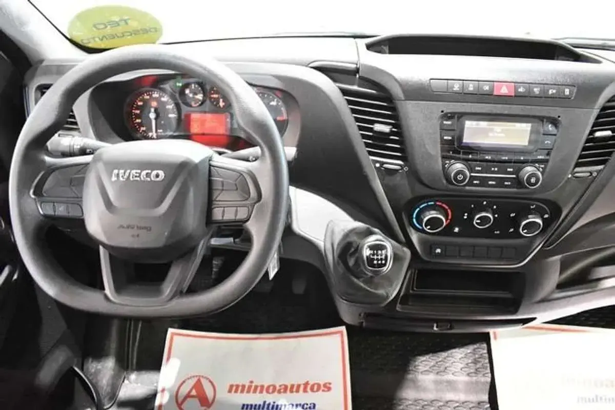 Usado Iveco Daily 156 CV (114 kW) 2022 Blanco Van