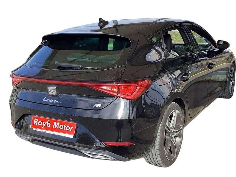 Usado Seat Leon FR 150 CV (110 kW) 2023 Azul Utilitario