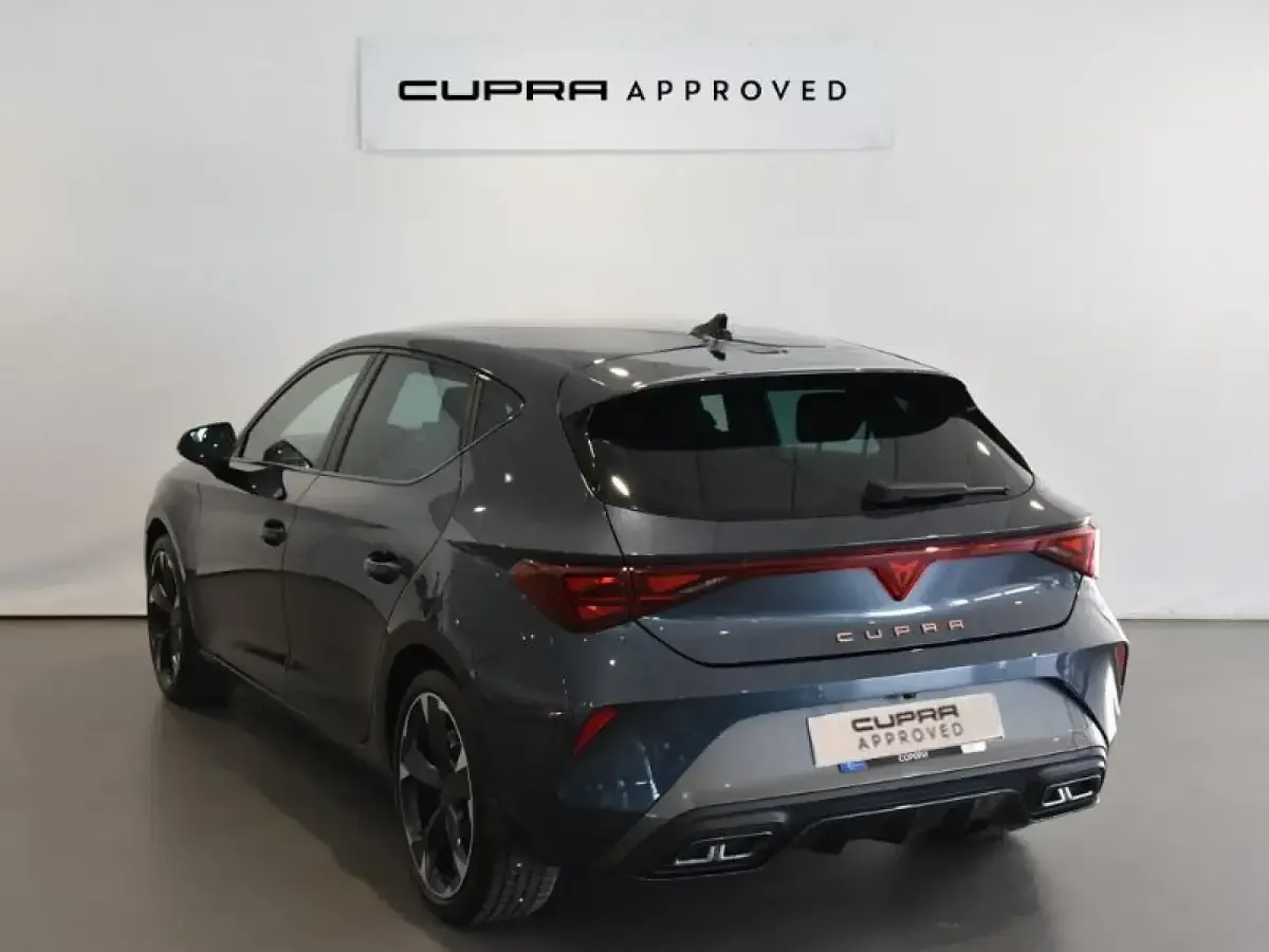 Usado Cupra Leon 150 CV (110 kW) 2024 Gris/plata