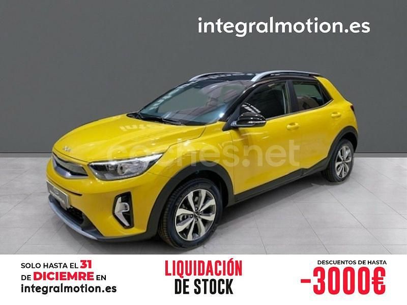 Amarillo Usado 2022 Kia Stonic Plus SUV | 19.399 € (Caro) - Imagen 1/4