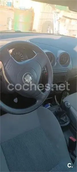 Usado Seat Ibiza Fresh 64 CV (47 kW) 2002 Gris / plata Utilitario