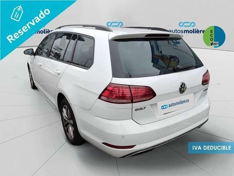 Usado VW Golf VIII Advance 131 CV (96 kW) 2021 Blanco Familiar