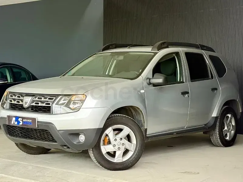 Usado Dacia Duster Ambiance 109 CV (80 kW) 2016 Gris / plata SUV
