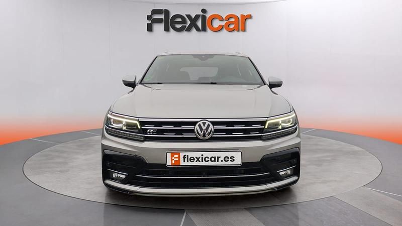 Usado VW Tiguan Sportline 151 CV (111 kW) 2018 Gris SUV