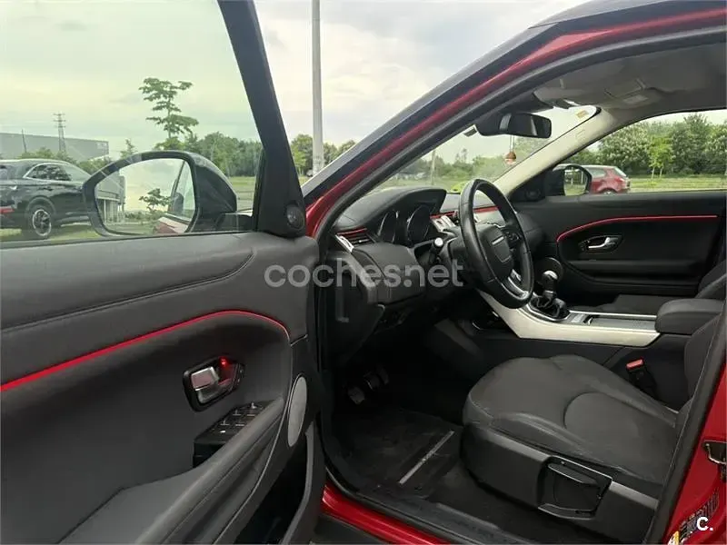 Usado Land Rover Range Rover evoque SE Dynamic 150 CV (110 kW) 2015 Granate SUV