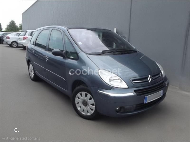 Gris / plata Usado 2004 Citroën Xsara Picasso Monovolumen | 350 € (Super precio) - Imagen 1/1