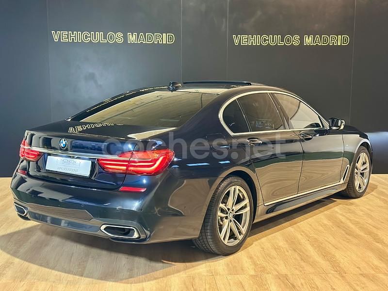 Usado BMW 740 320 CV (235 kW) 2016 Azul Berlina