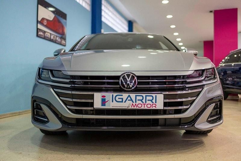 Usado VW Arteon R-line 150 CV (110 kW) 2020 Gris/plata