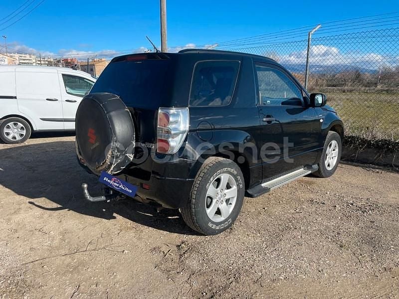 Usado Suzuki Grand Vitara 129 CV (94 kW) 2006 Negro SUV