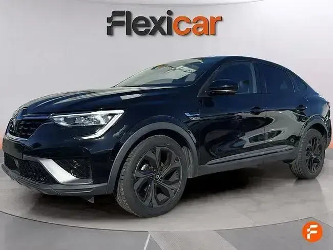 Usado Renault Arkana RS Line 160 CV (117 kW) 2023 Negro SUV