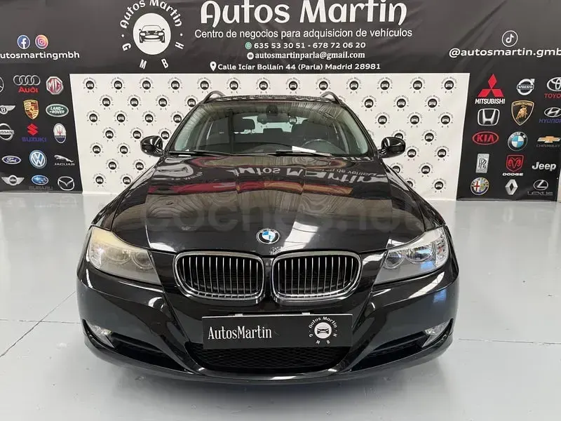 Usado BMW 320 170 CV (125 kW) 2010 Negro Familiar