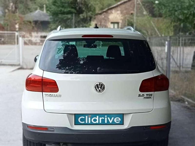 Usado VW Tiguan 110 HP (80 kW) 2015 Branco SUV