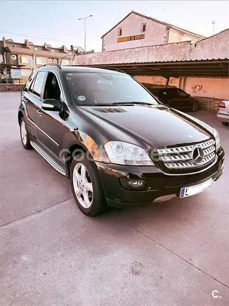 Usado Mercedes ML320 224 CV (164 kW) 2008 Negro SUV