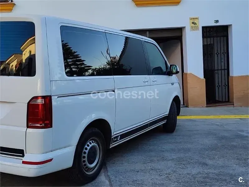 Usado VW Caravelle 102 CV (75 kW) 2017 Blanco Van
