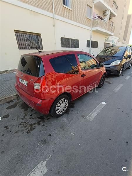 Usado Citroën C2 70 CV (51 kW) 2007 Rojo Utilitario