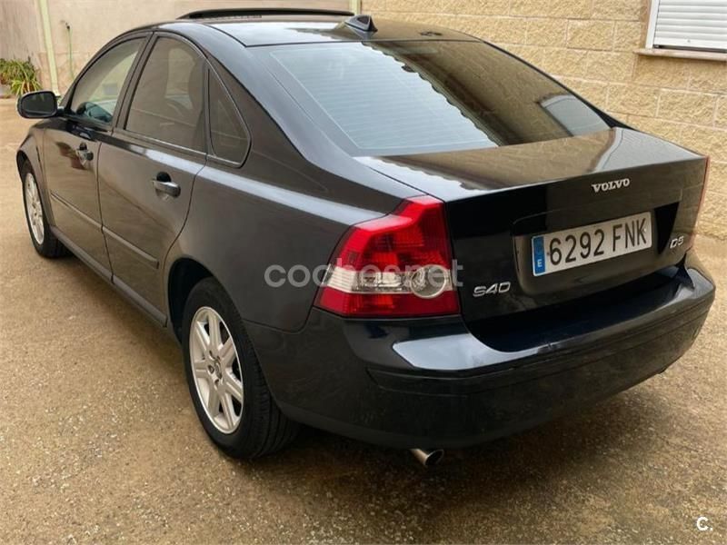 Usado Volvo S40 Summum 180 CV (132 kW) 2007 Negro Berlina