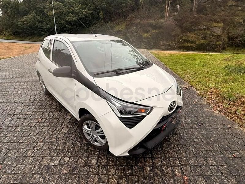 Blanco Usado 2020 Toyota Aygo X-cite Utilitario | 8900 € (Super precio) - Imagen 1/4