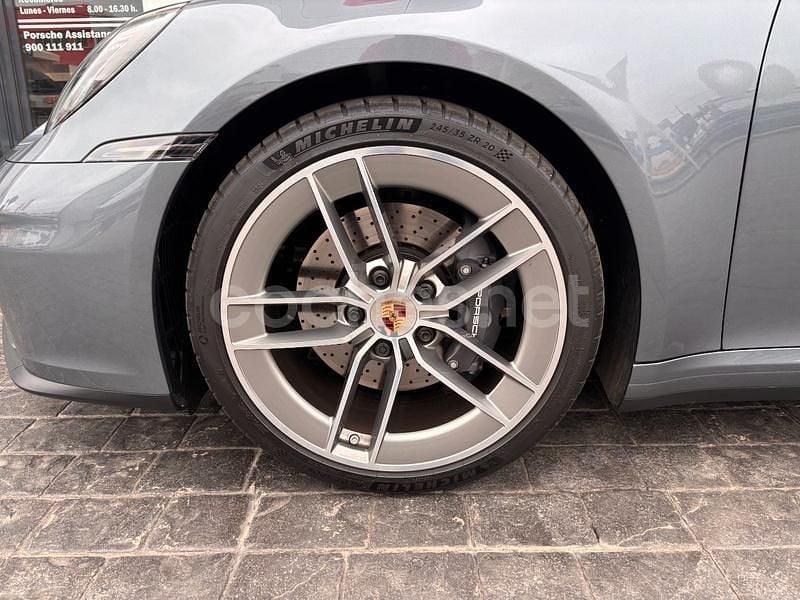 Nuevo Porsche 911 Carrera 394 CV (289 kW) 2025 Gris / plata Coupe