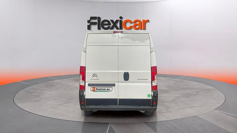 Usado Citroën Jumper 140 CV (102 kW) 2020 Blanco Monovolumen